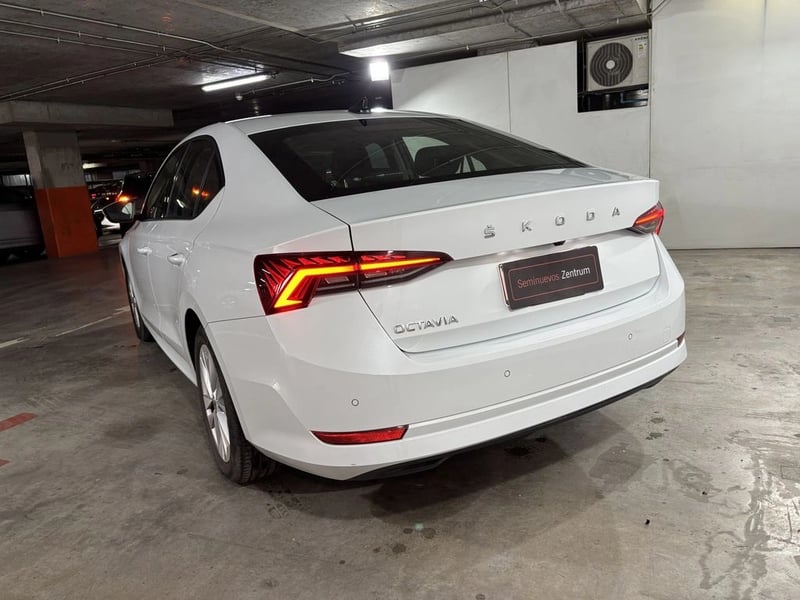 Skoda OCTAVIA 1.4 TSI STYLE AT 2025 - Imagen 10 de 20
