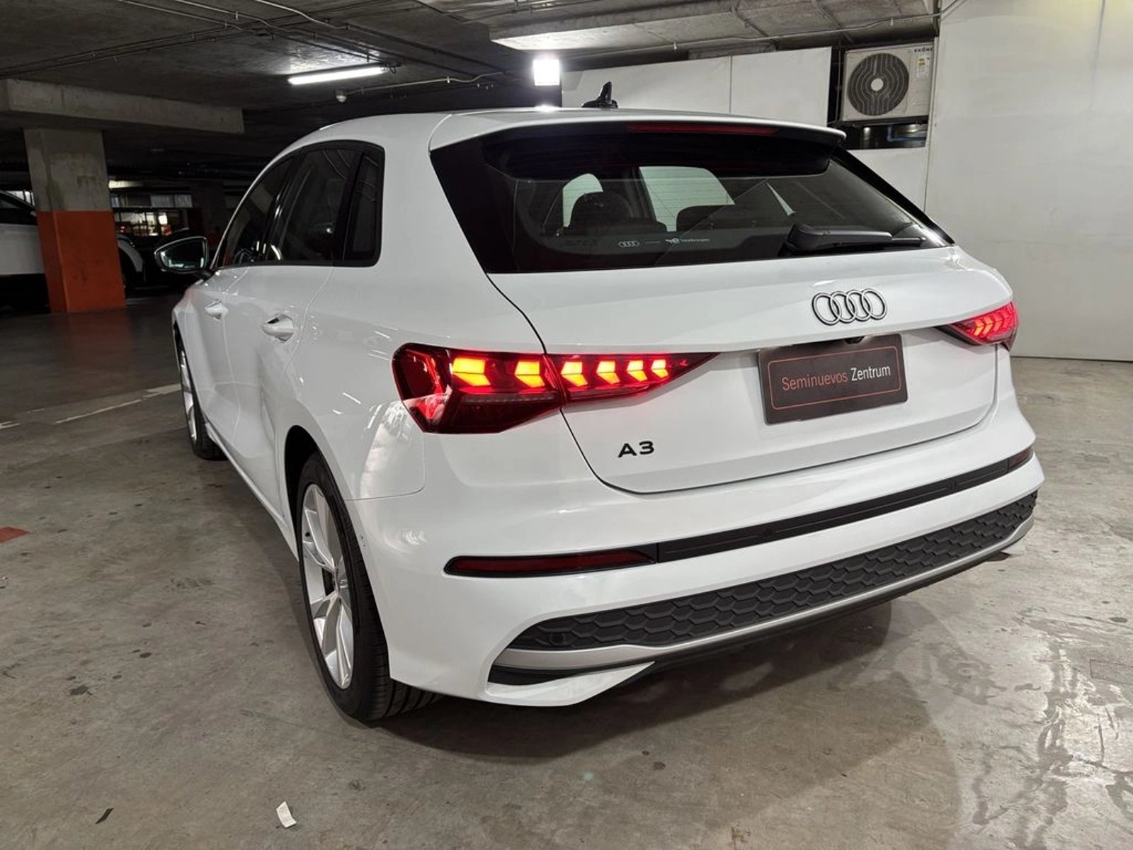 Audi A3 1.4 TFSI 35 SPORTBACK 4X2 AT 5P 2025 - Imagen 6 de 19