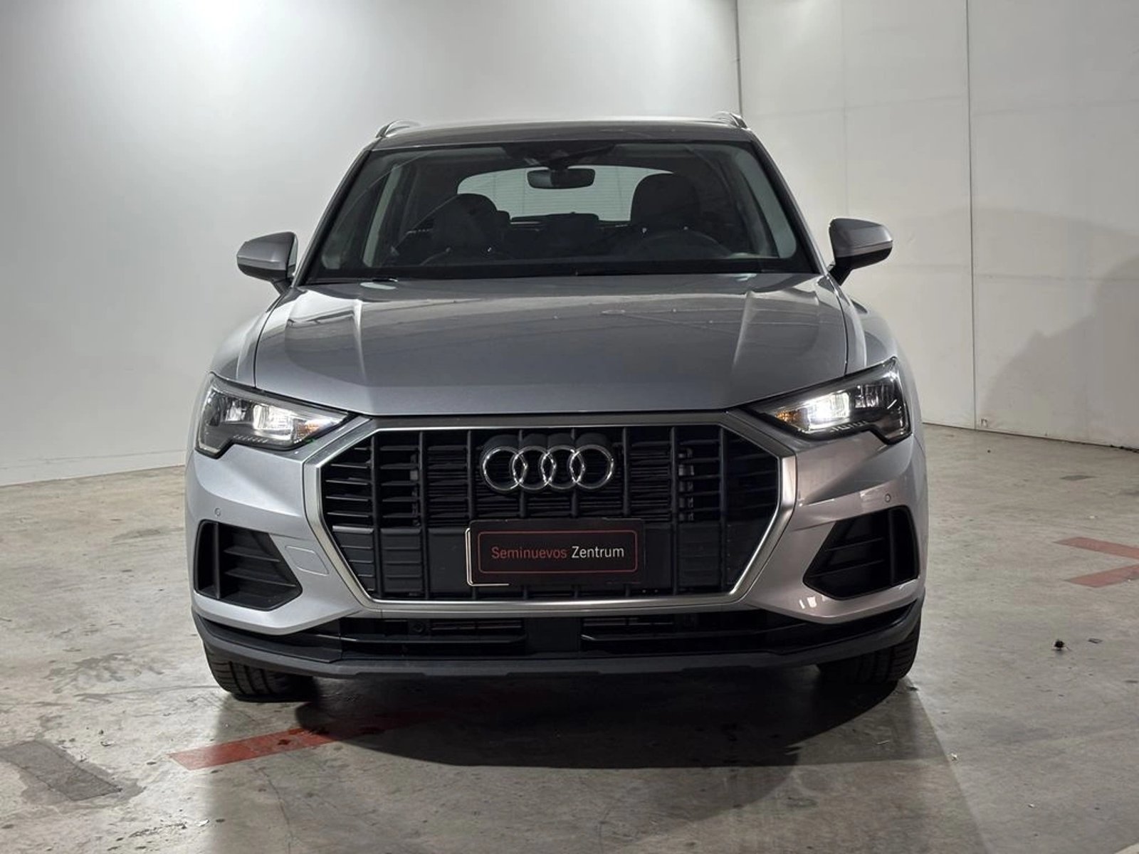 Audi Q3 35 TFSI Urban 2026 - Foto 2 de 20