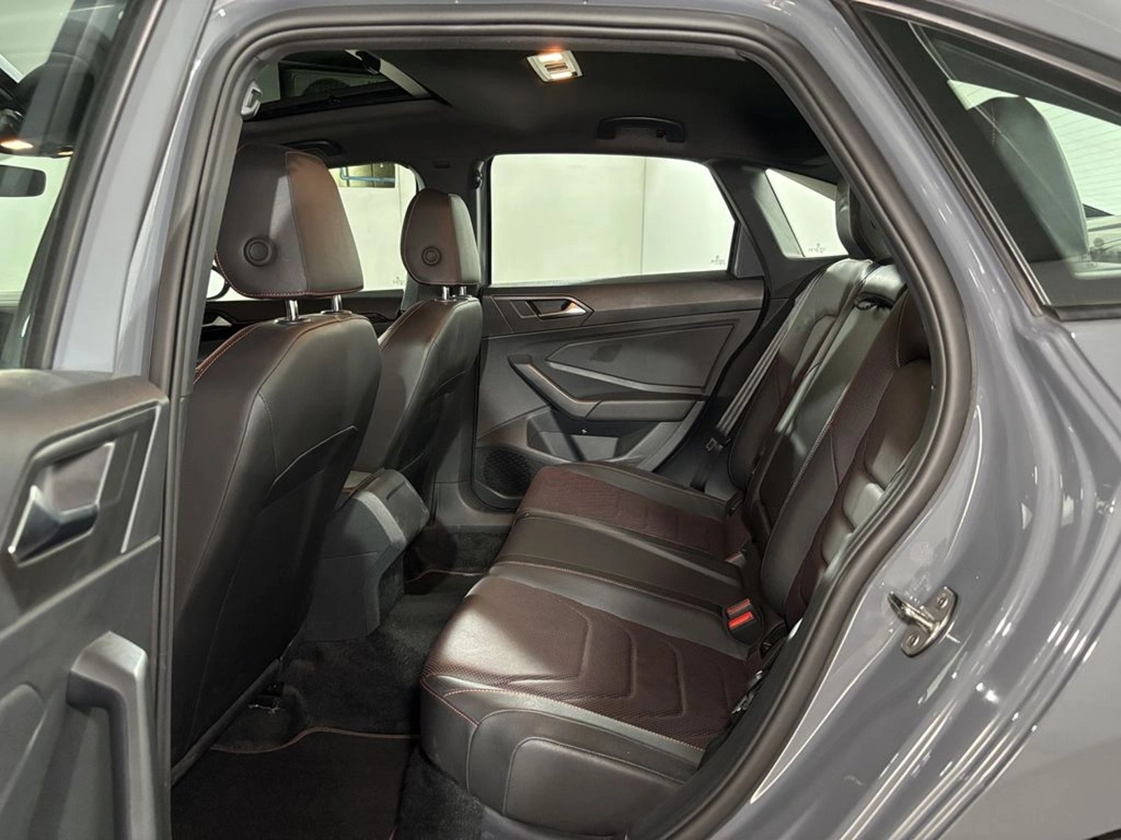 Volkswagen JETTA GLI 4X2 2.0 AUT 2024 - Imagen 17 de 20