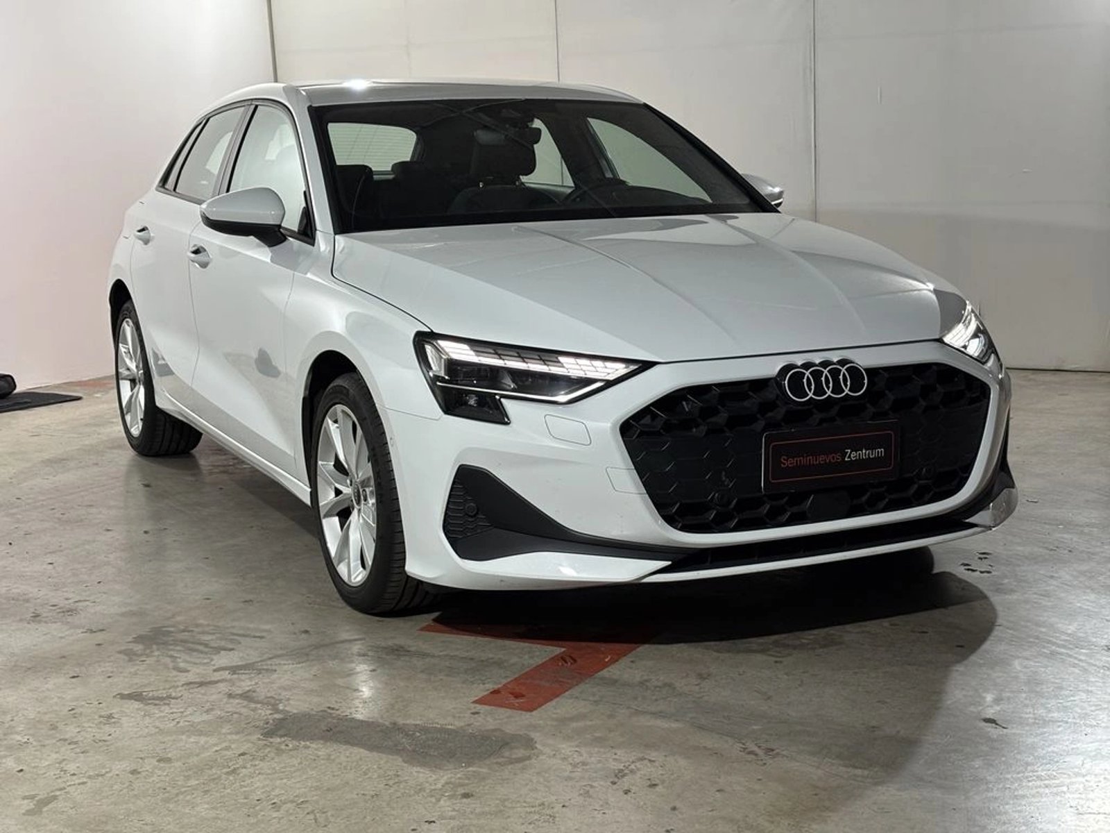 Audi A3 1.4 TFSI 35 SPORTBACK 4X2 AT 5P 2025 - Foto 3 de 19