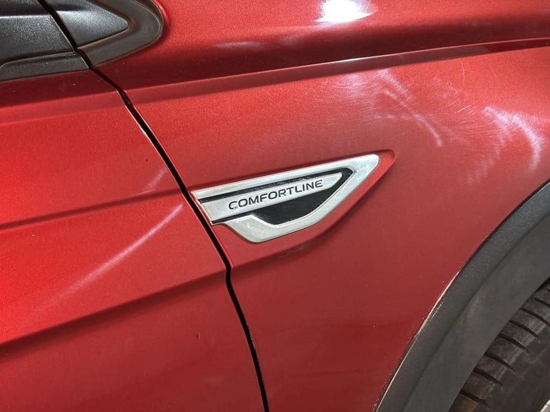 Volkswagen NIVUS 1.0 TSI AT Comfortline 2023 - Imagen 6 de 20