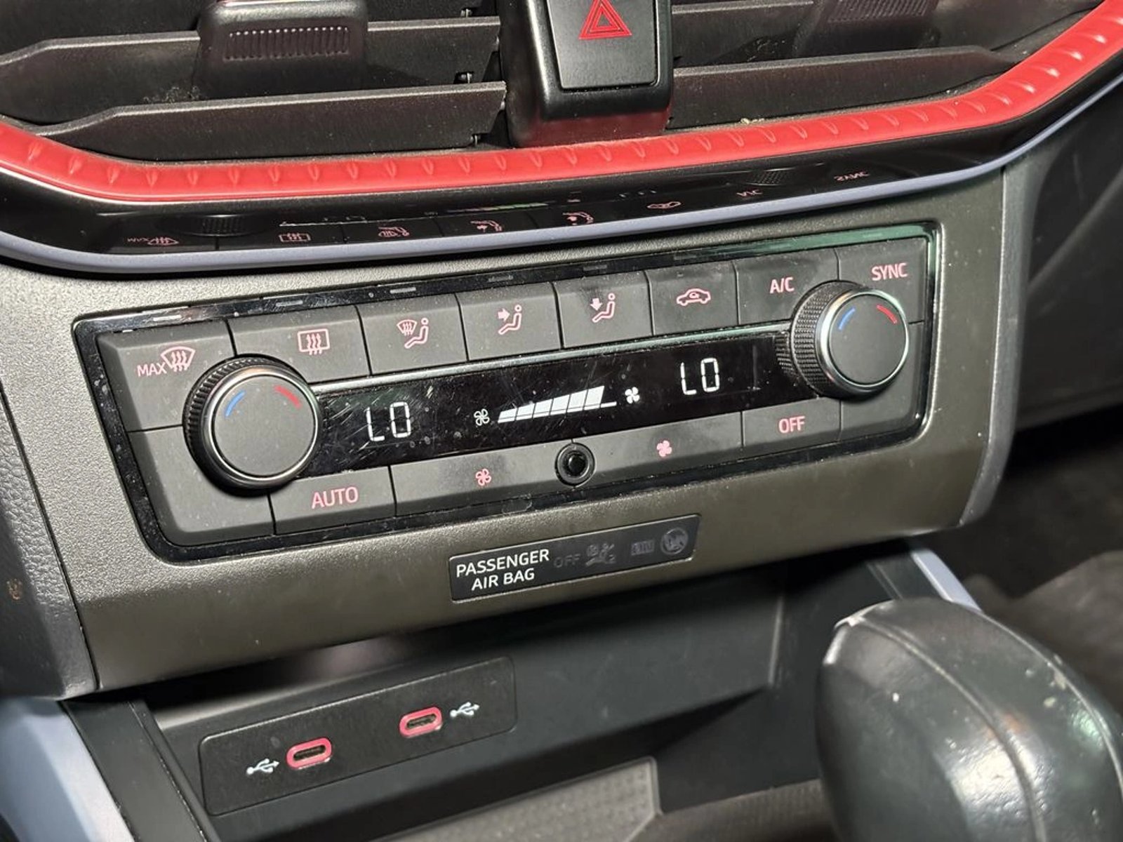 SEAT ARONA 1.6 STYLE AT 2023 - Imagen 11 de 16