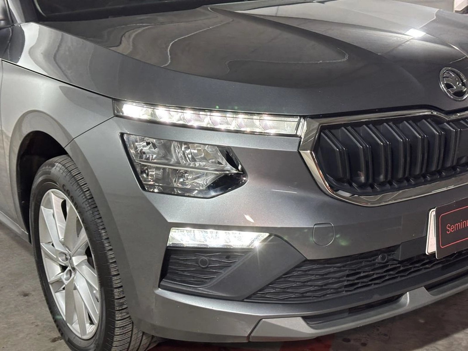 Skoda KAMIQ TSI 1.0 AUT SELECTION 2026 - Foto 4 de 20