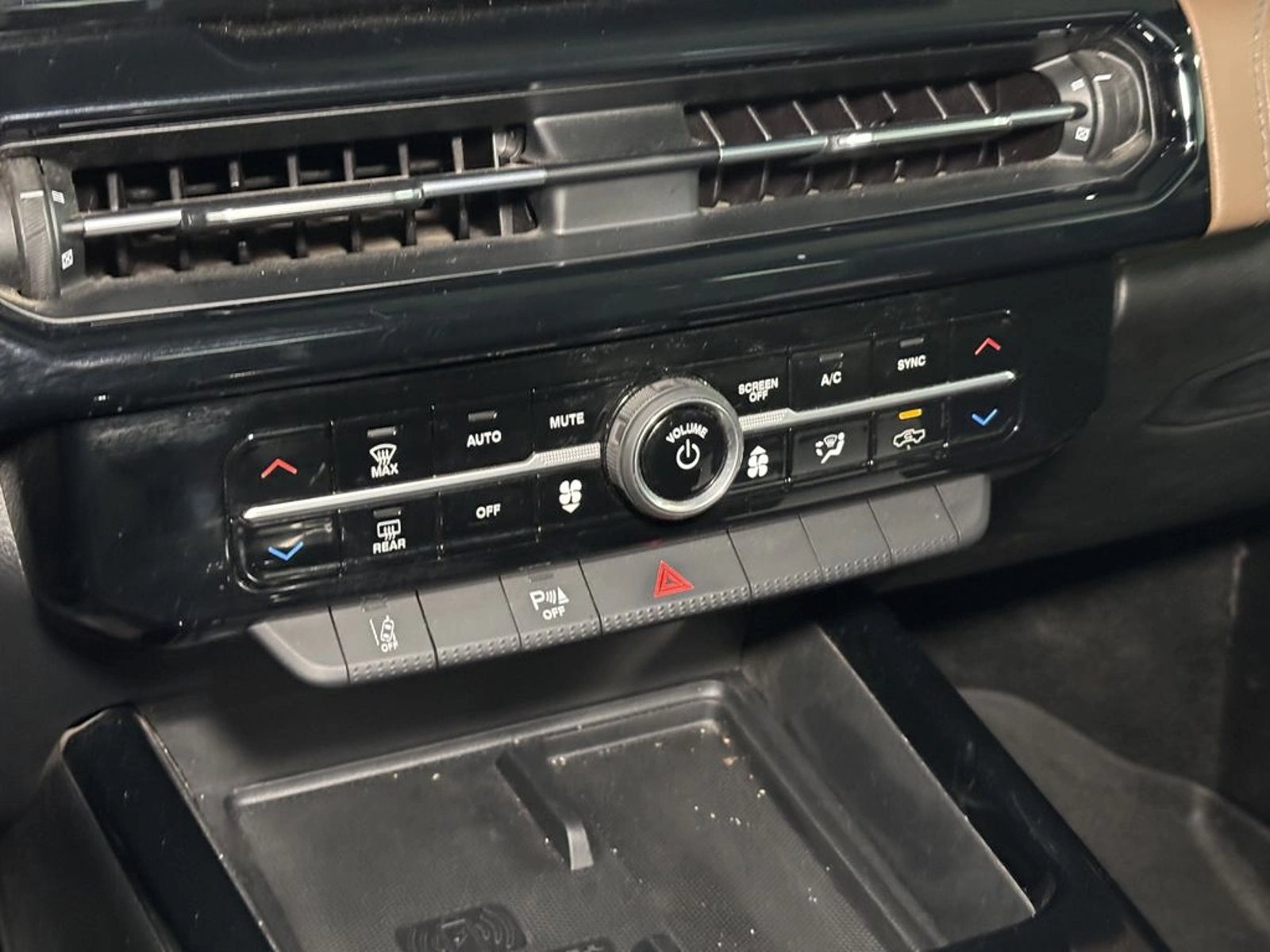 RAM RAMPAGE DS LARAMIE 4X4 2.0 AUT 2024 - Imagen 17 de 20