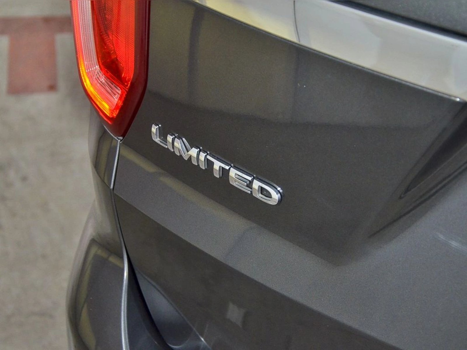 Ford EXPLORER 2.3 ECOBOOST LIMITED 4X4 AT 5P 2018 - Foto 4 de 14