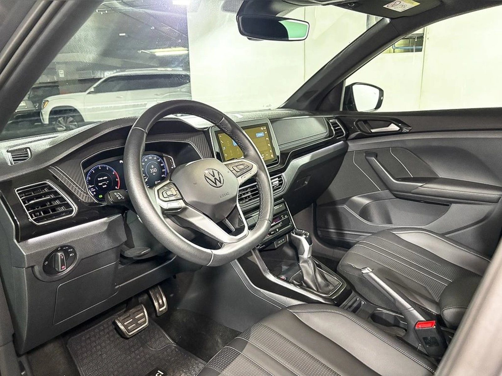 VOLKSWAGEN T-CROSS 1.0 TSI AT Highline Sport 2026 - Imagen 7 de 14