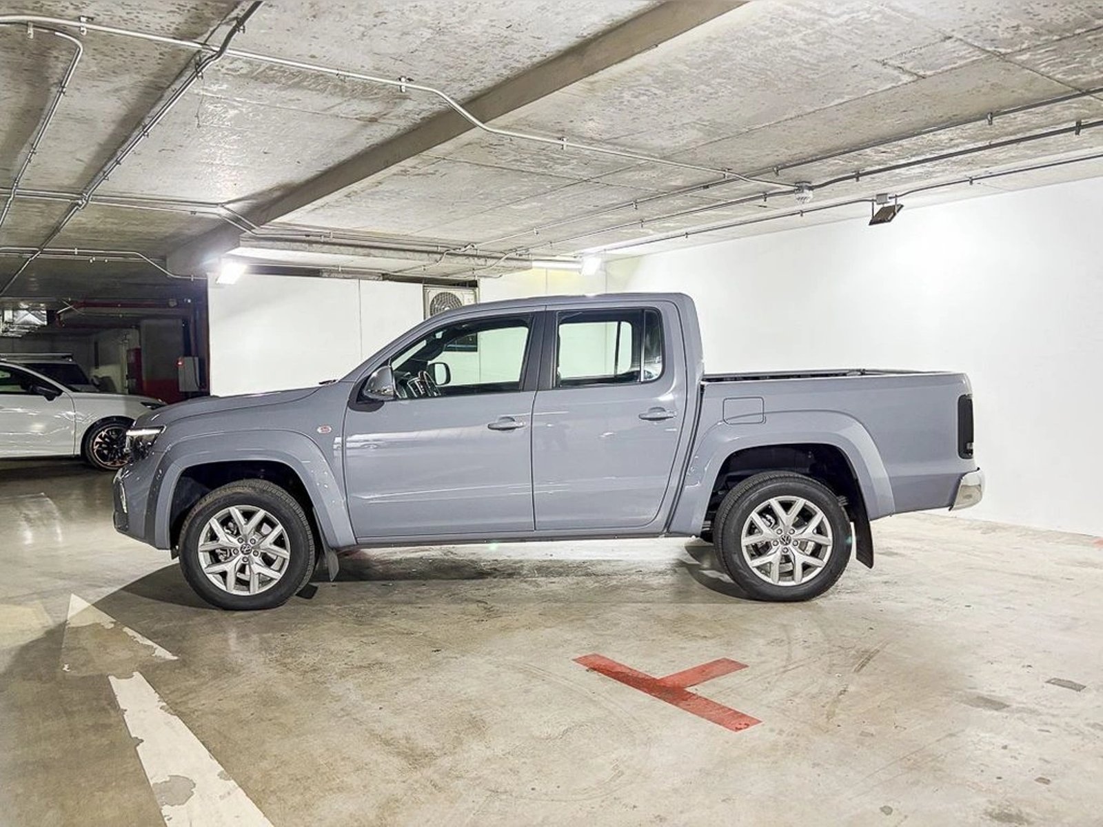 VOLKSWAGEN AMAROK V6 3.0 TDI AT Highline 4Motion 2026 - Imagen 9 de 19