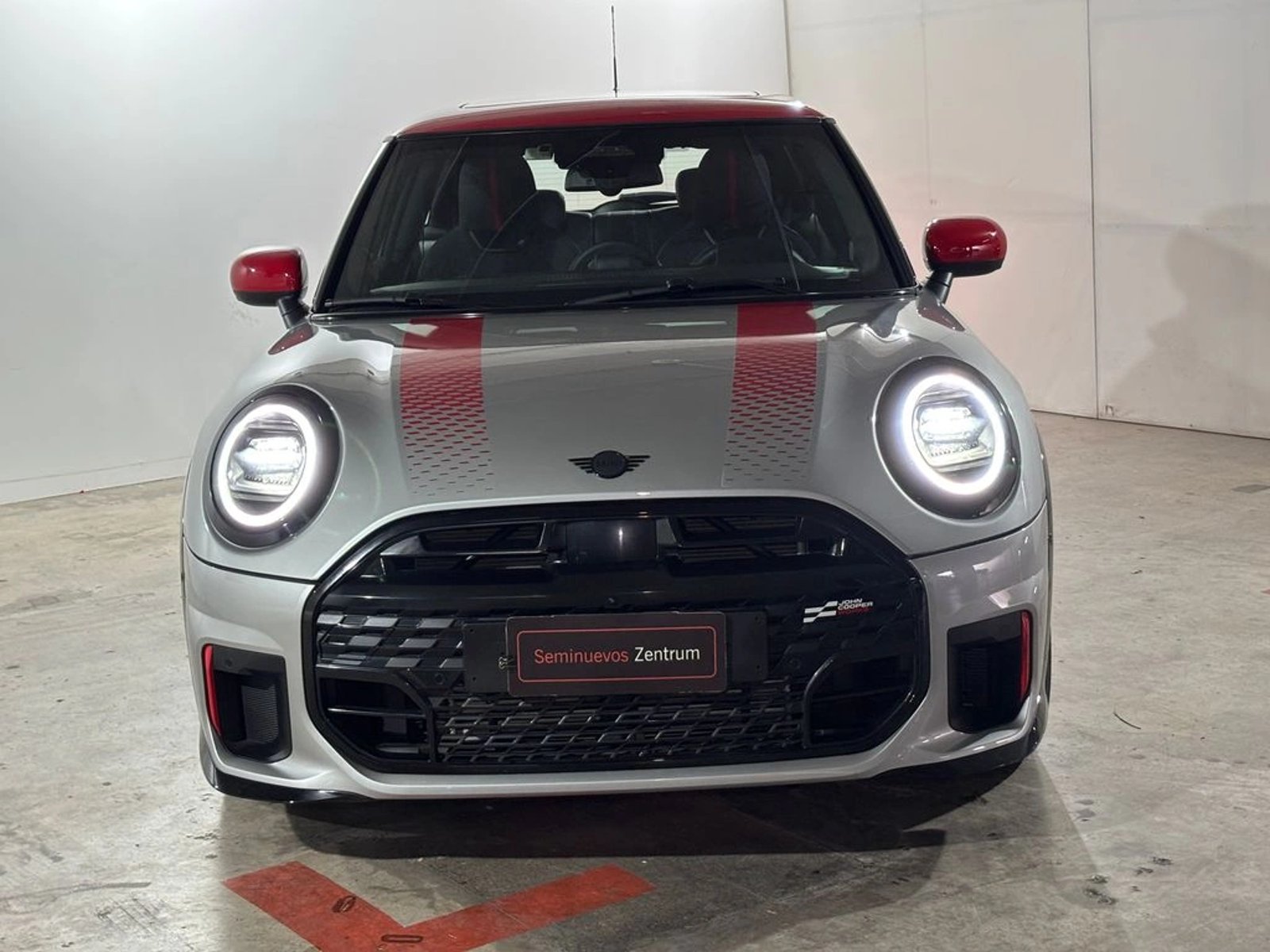 Mini COOPER 2.0 S JCW 4X2 HB AT 3P 2025 - Foto 2 de 18