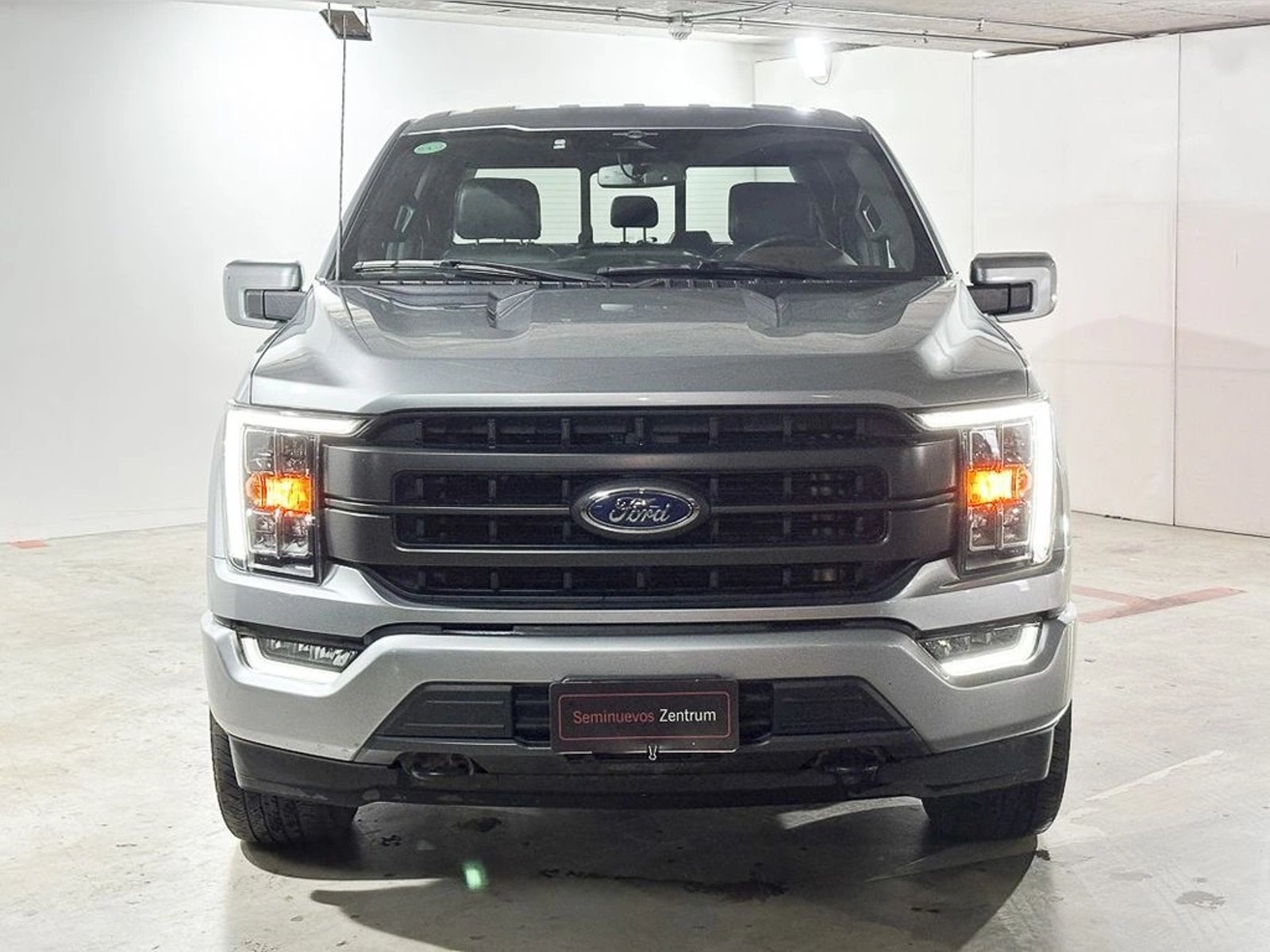 Ford F-150 LARIAT SPORT 4X4 5.0L AUT 2024 - Foto 2 de 19