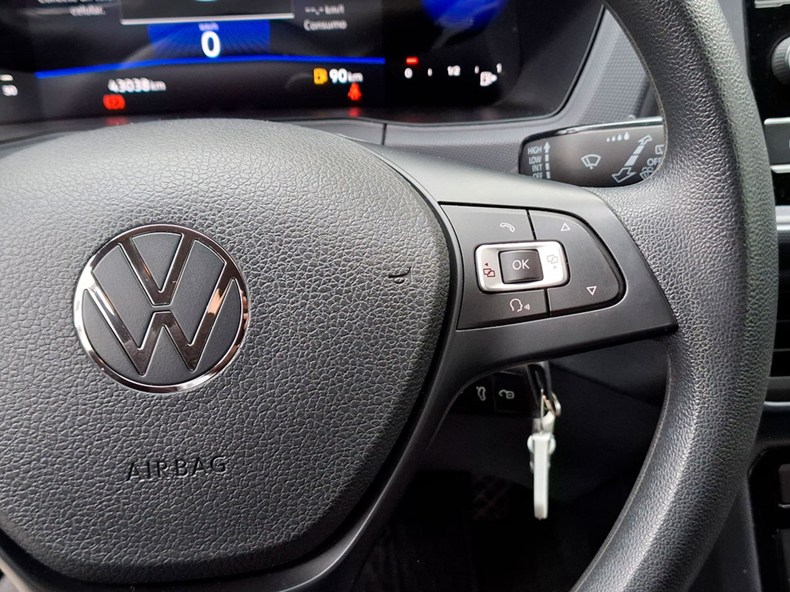 VOLKSWAGEN T-CROSS 1.0 TSI TRENDLINE LITE 2023 - Imagen 12 de 20