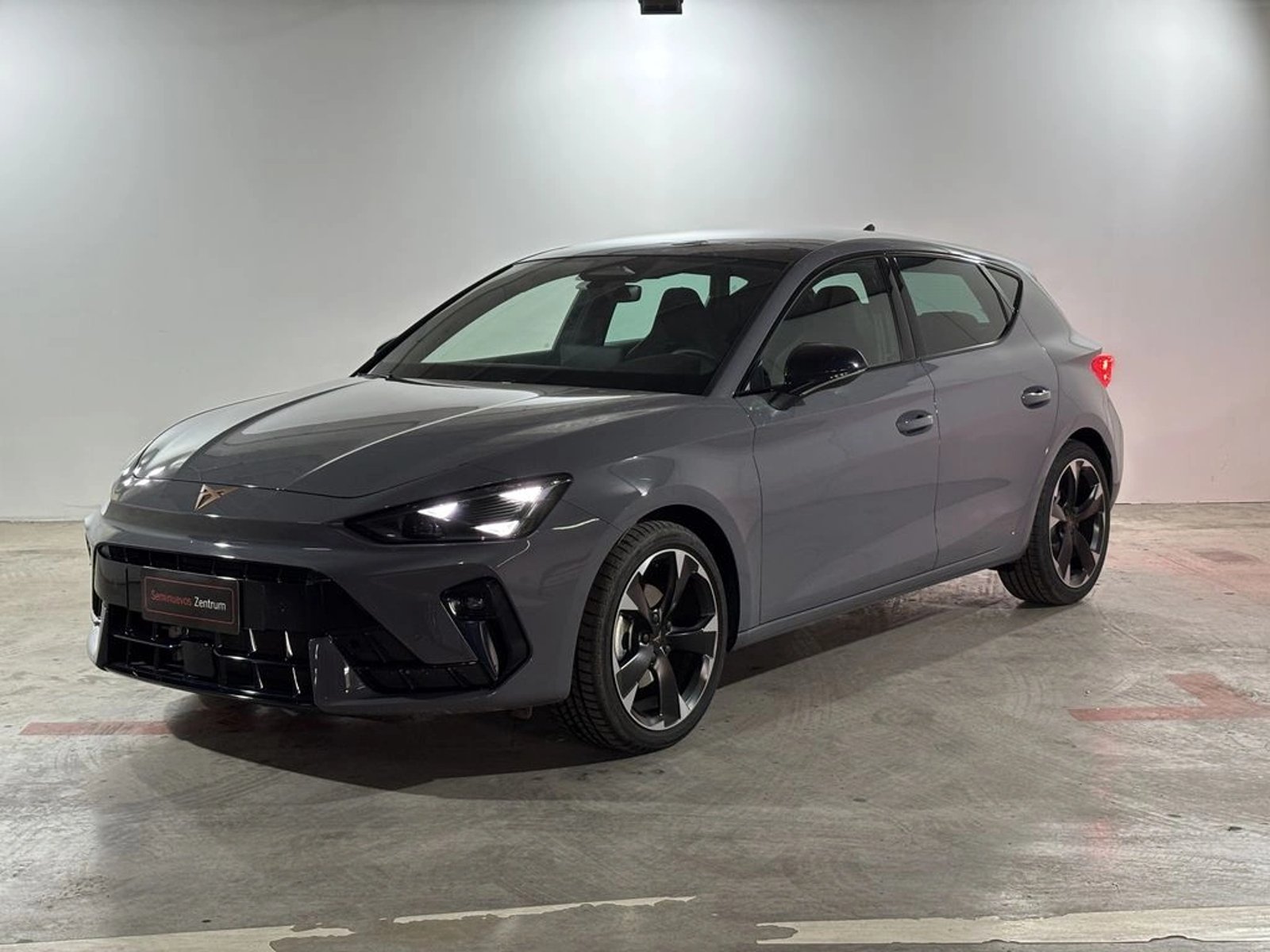 Cupra LEÓN 1.5 TSI mHEV AT Paquete Hig… 2026