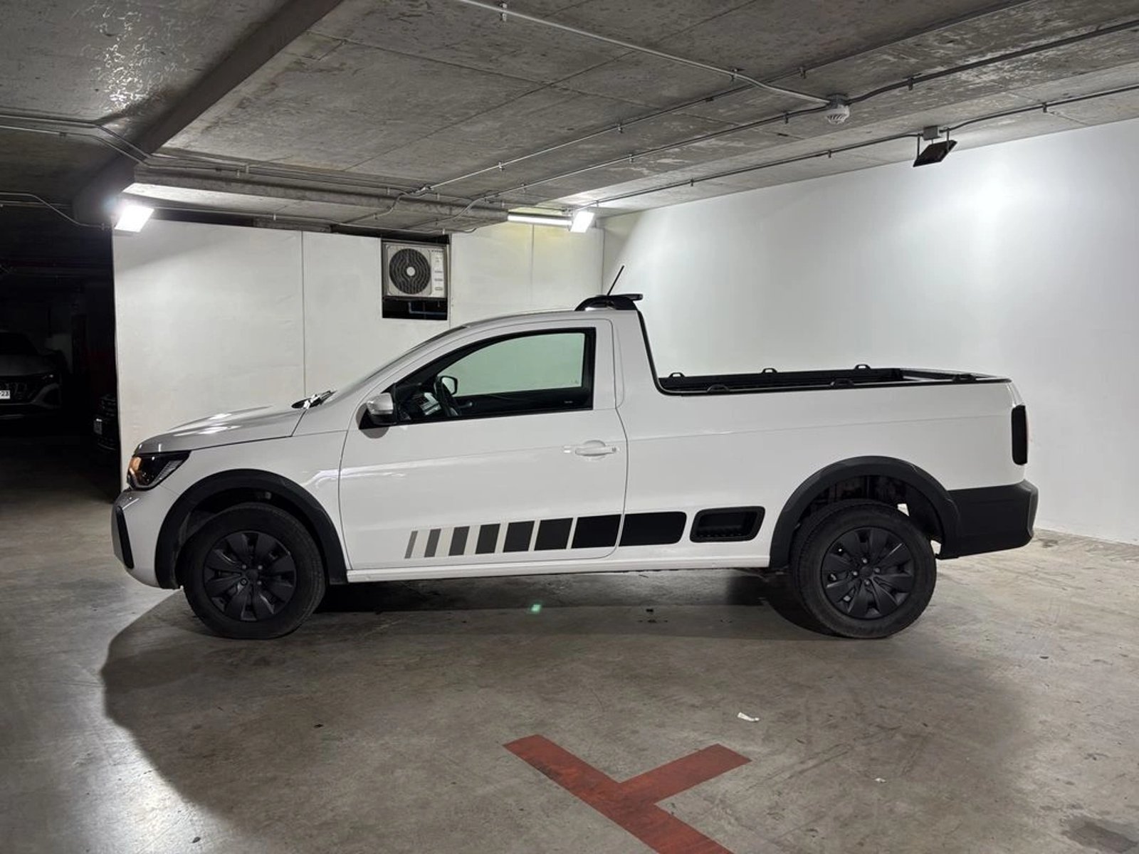 Volkswagen SAVEIRO 1.6 MT Cabina Simple Lite 2026 - Imagen 8 de 16