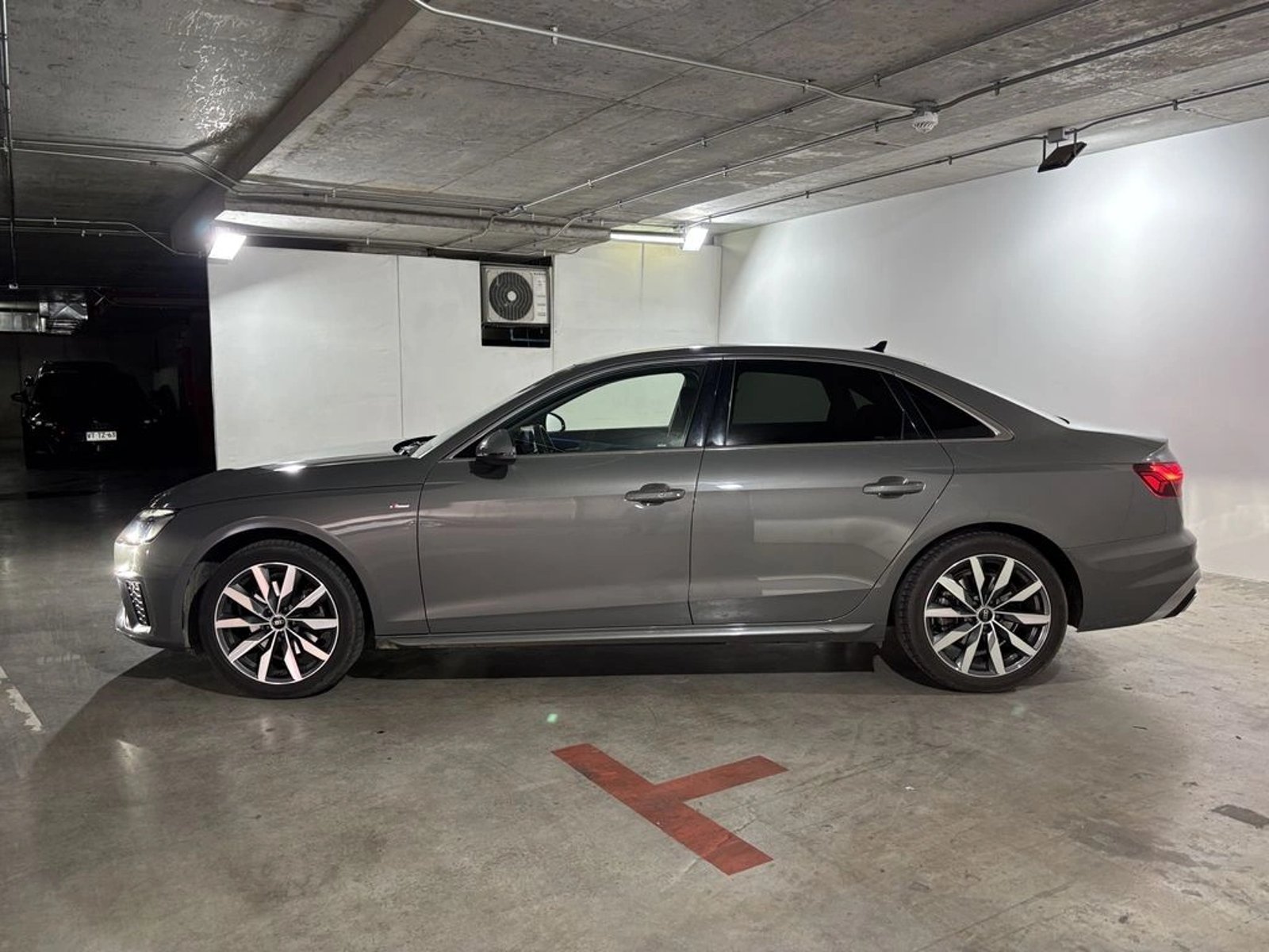 Audi A4 35 TFSI Sport 2023 - Imagen 10 de 20