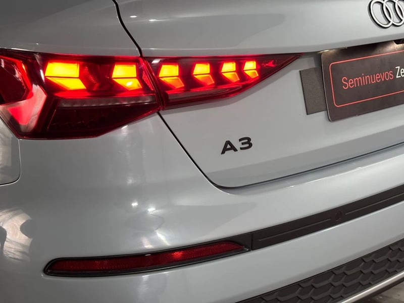 Audi A3 SEDAN 35 TFSI 1.4 AUT 2026 - Imagen 9 de 17