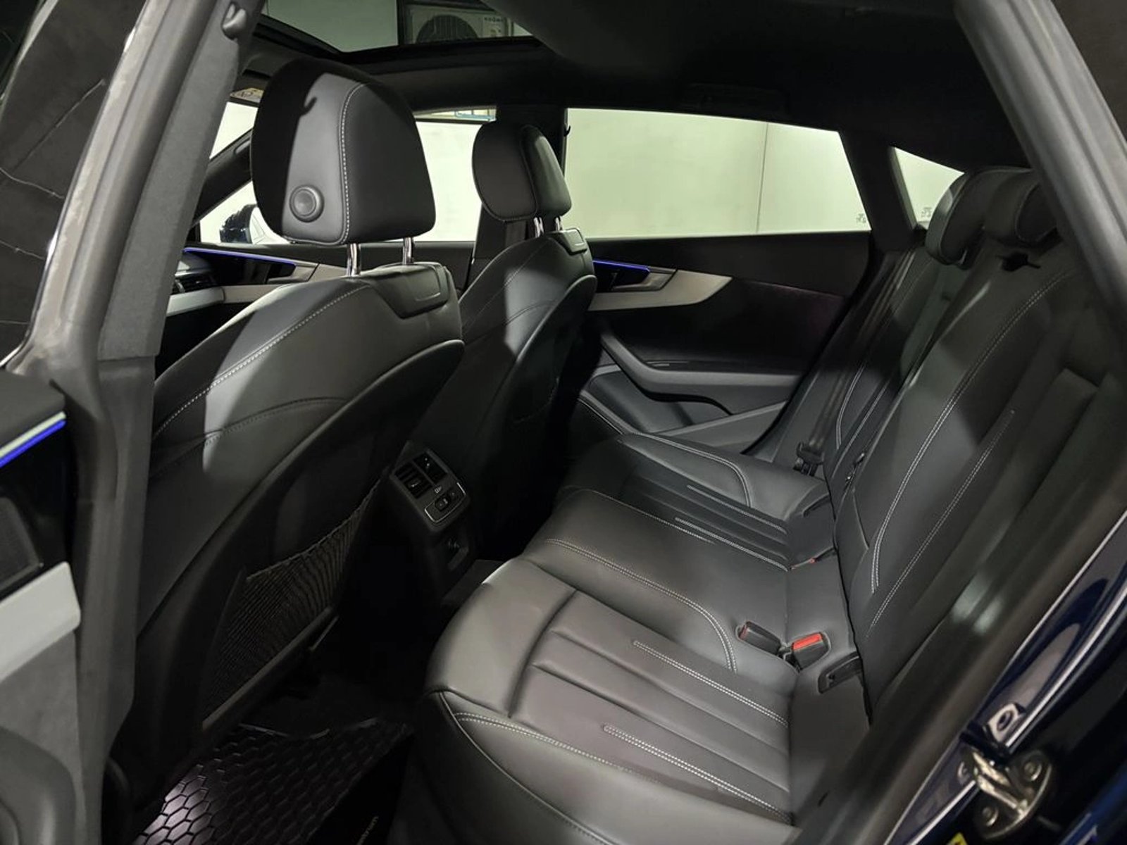 Audi A5 Sportback 45 TFSI quattro Sport 2024 - Imagen 14 de 20