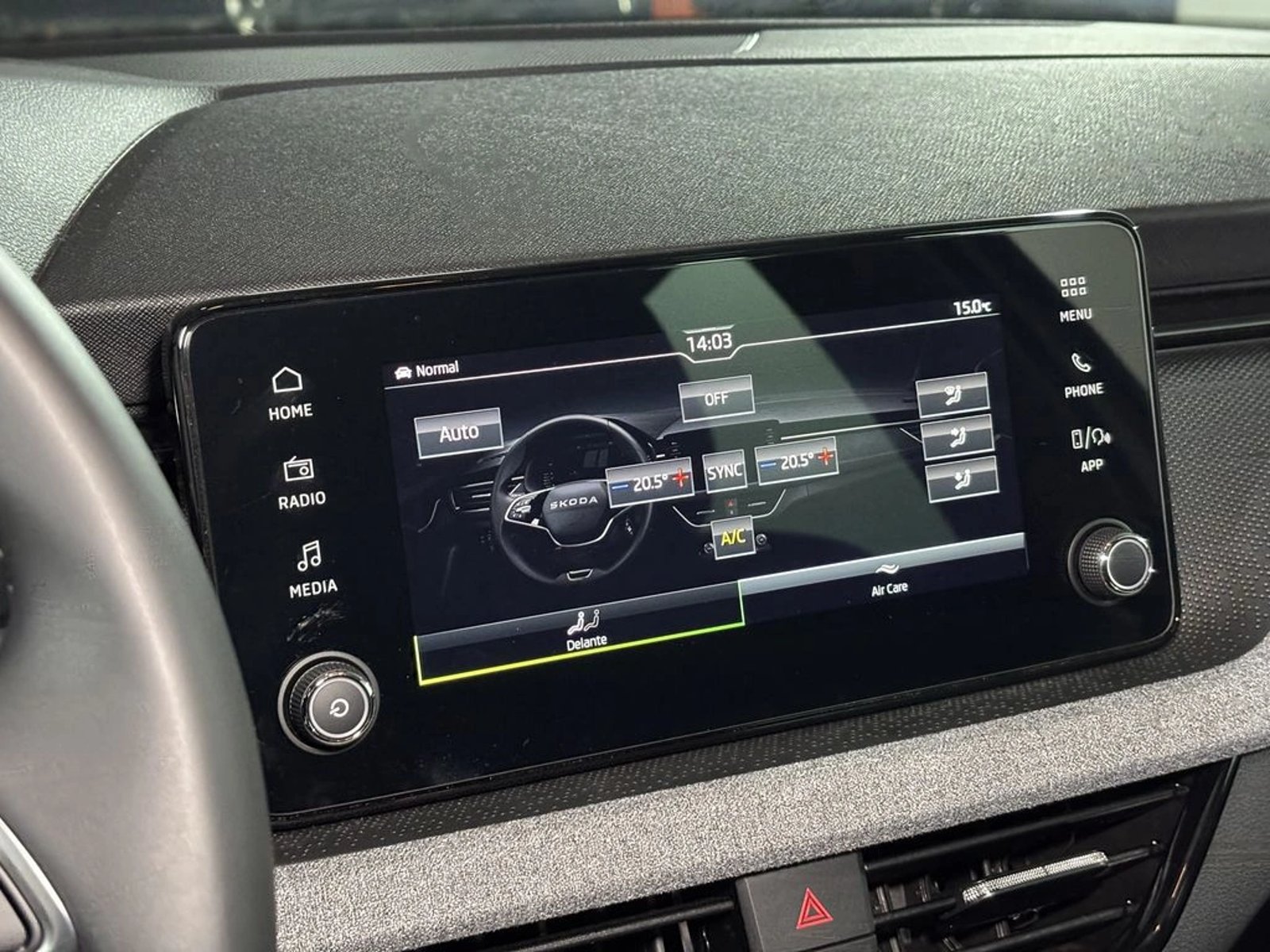 Skoda KAMIQ 1.5 TSI AT - Design 2027 - Imagen 20 de 20