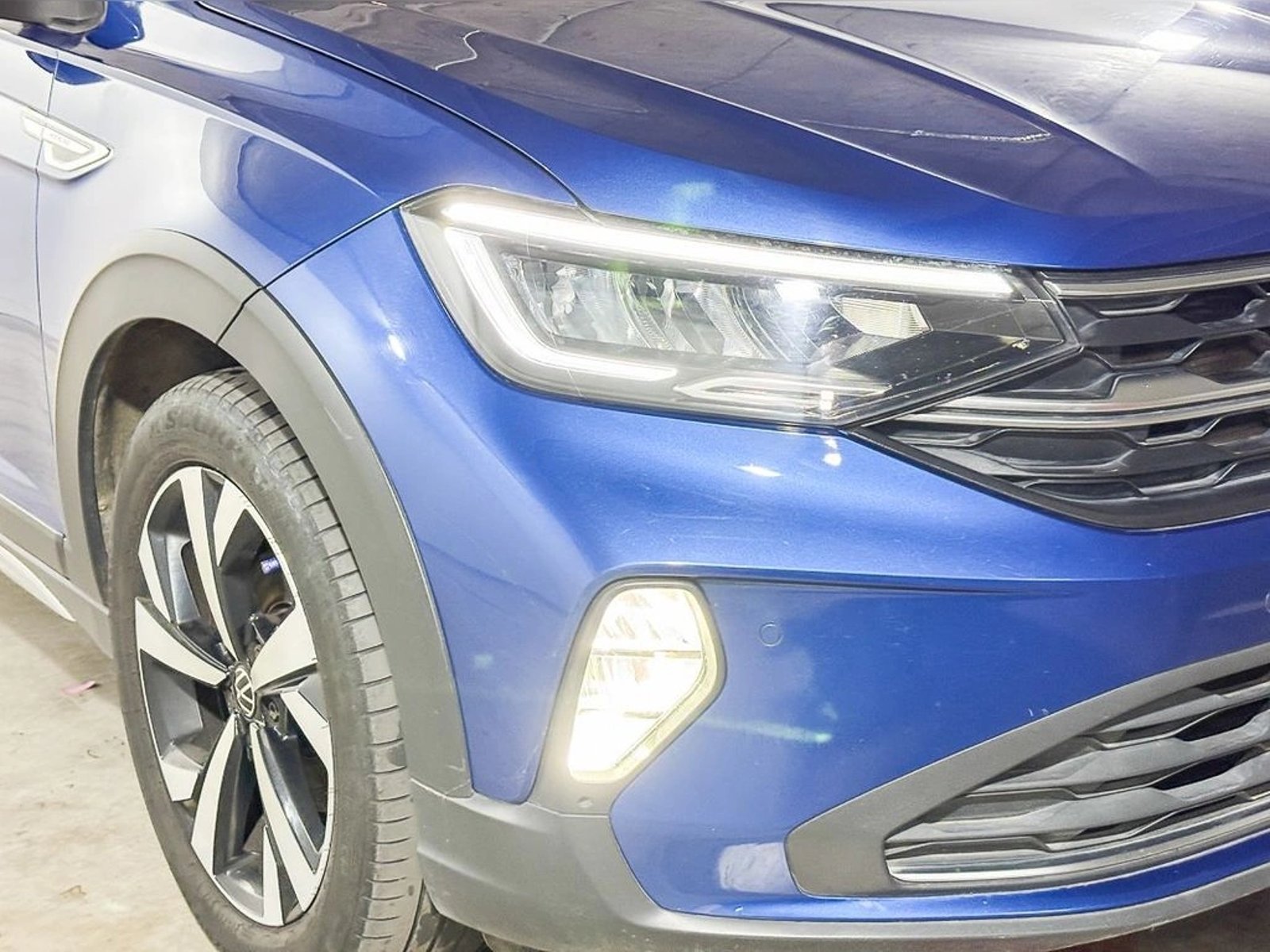 VOLKSWAGEN NIVUS 1.0 TSI AT HIGHLINE 2025 - Imagen 4 de 16