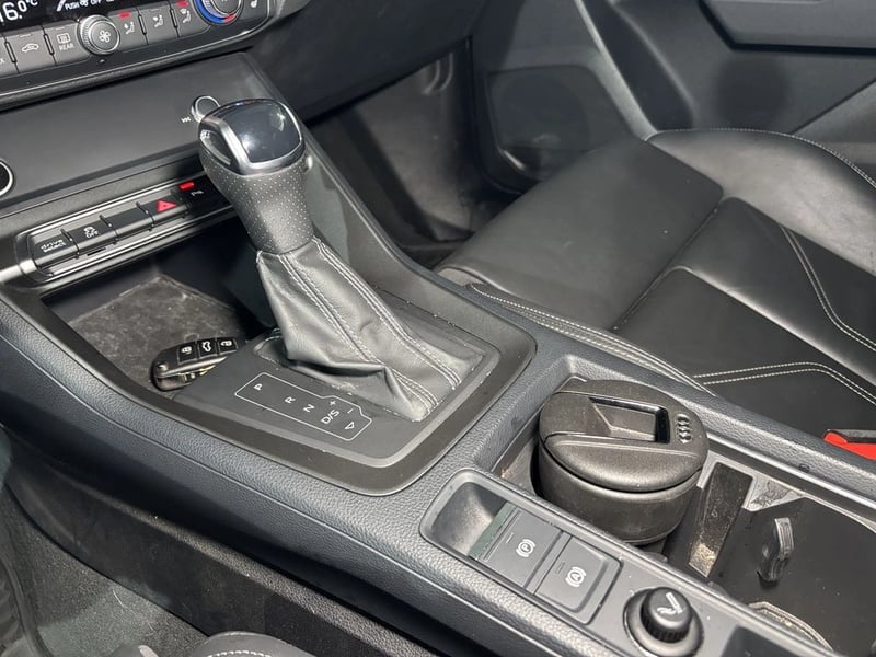 Audi Q3 35 TFSI 1.4 AUT S-Line 2024 - Imagen 15 de 20