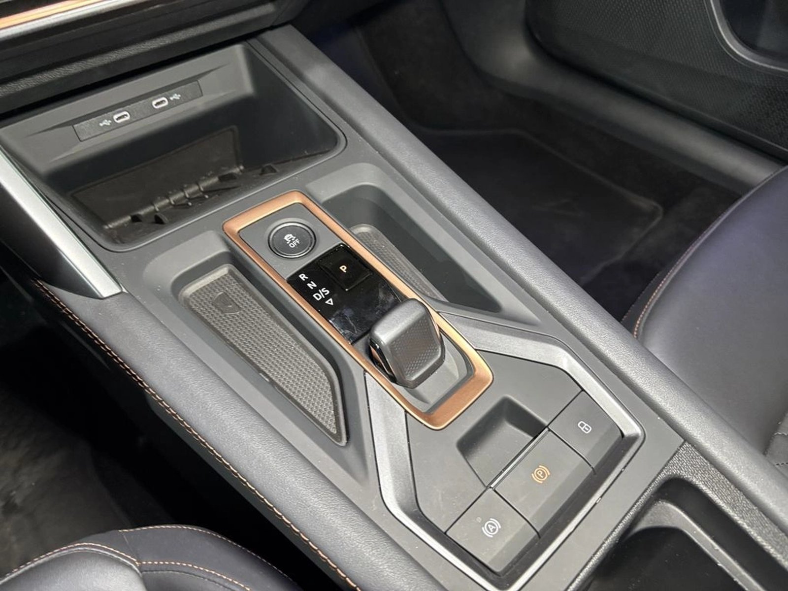 Cupra FORMENTOR 2.0 TSI AT 4Drive 2025 - Imagen 17 de 20
