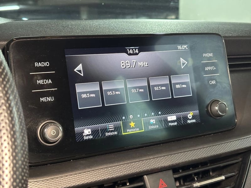 Skoda SCALA 1.0 TSI AMBITION 4X2 DSG AT7 5P 2023 - Imagen 17 de 20