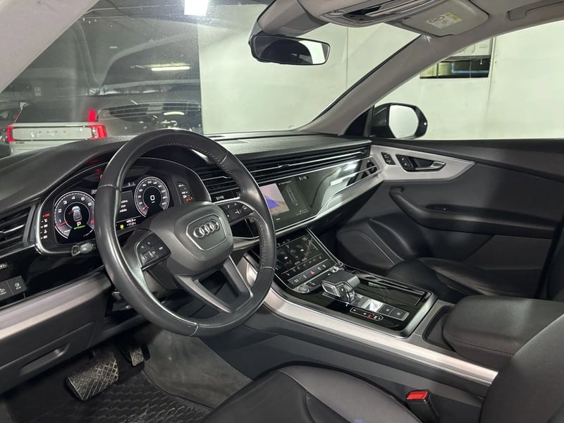 Audi Q8 55 TFSI 4X4 3.0 AUT 2021 - Imagen 15 de 20