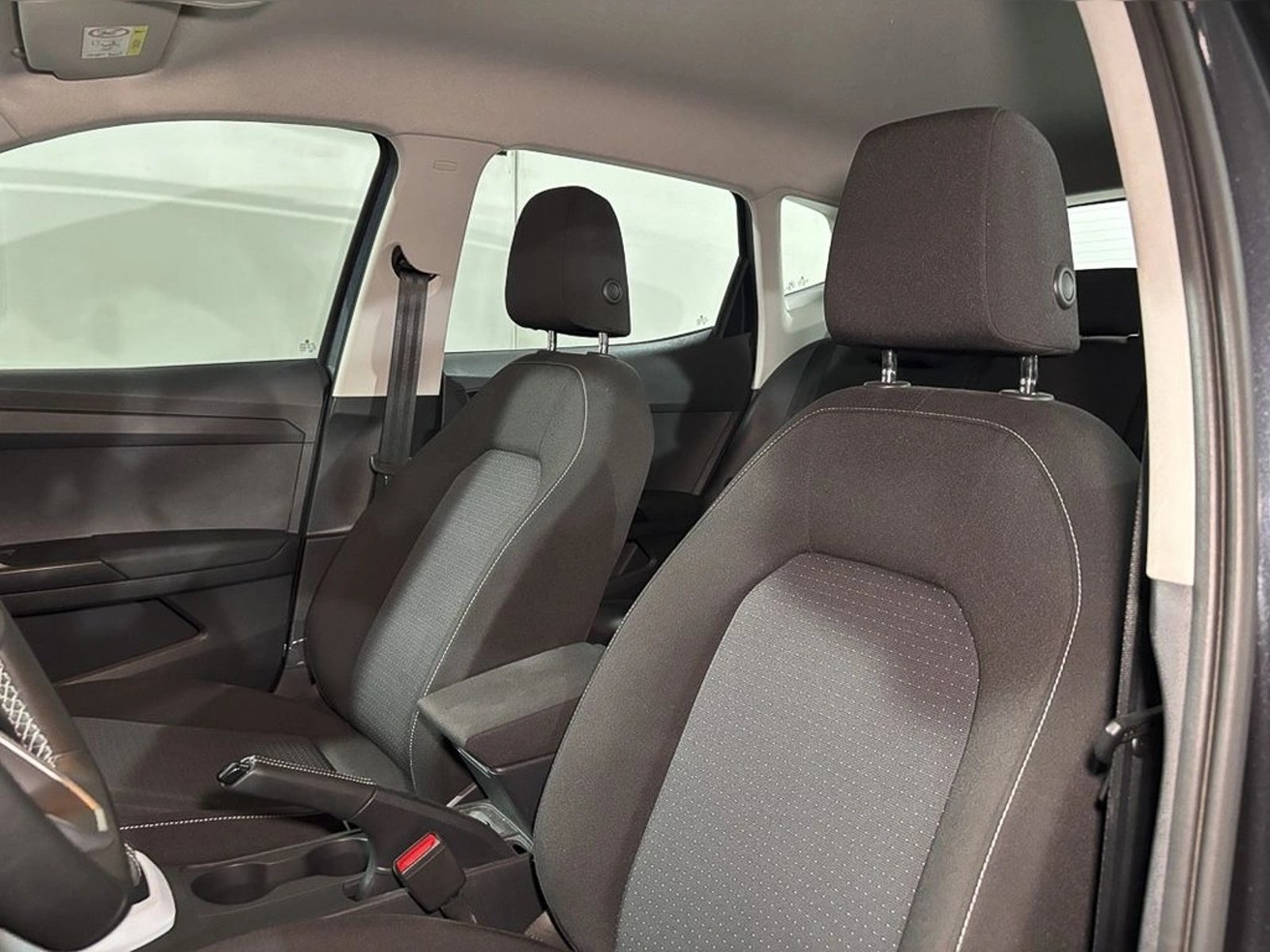 SEAT ARONA Style 1.0 TSI AT 2025 - Imagen 7 de 12