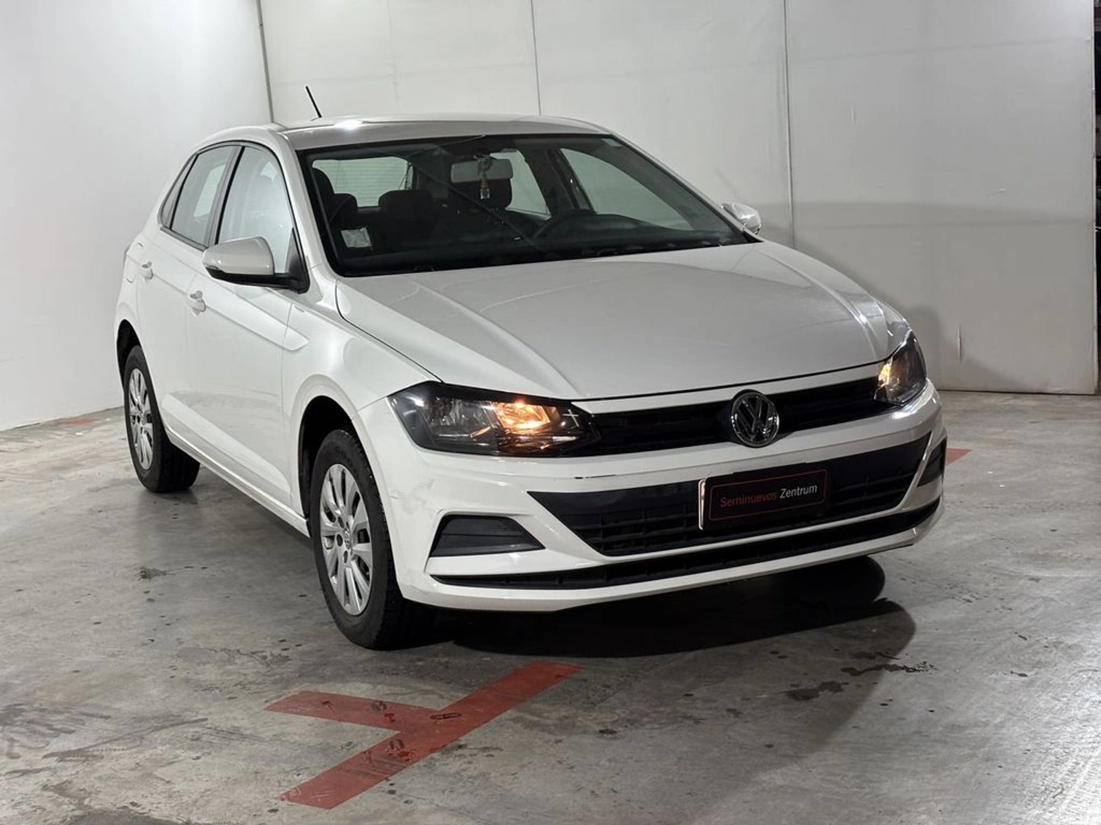 Volkswagen POLO 1.6 TRENDLINE MT 2021 - Foto 3 de 20