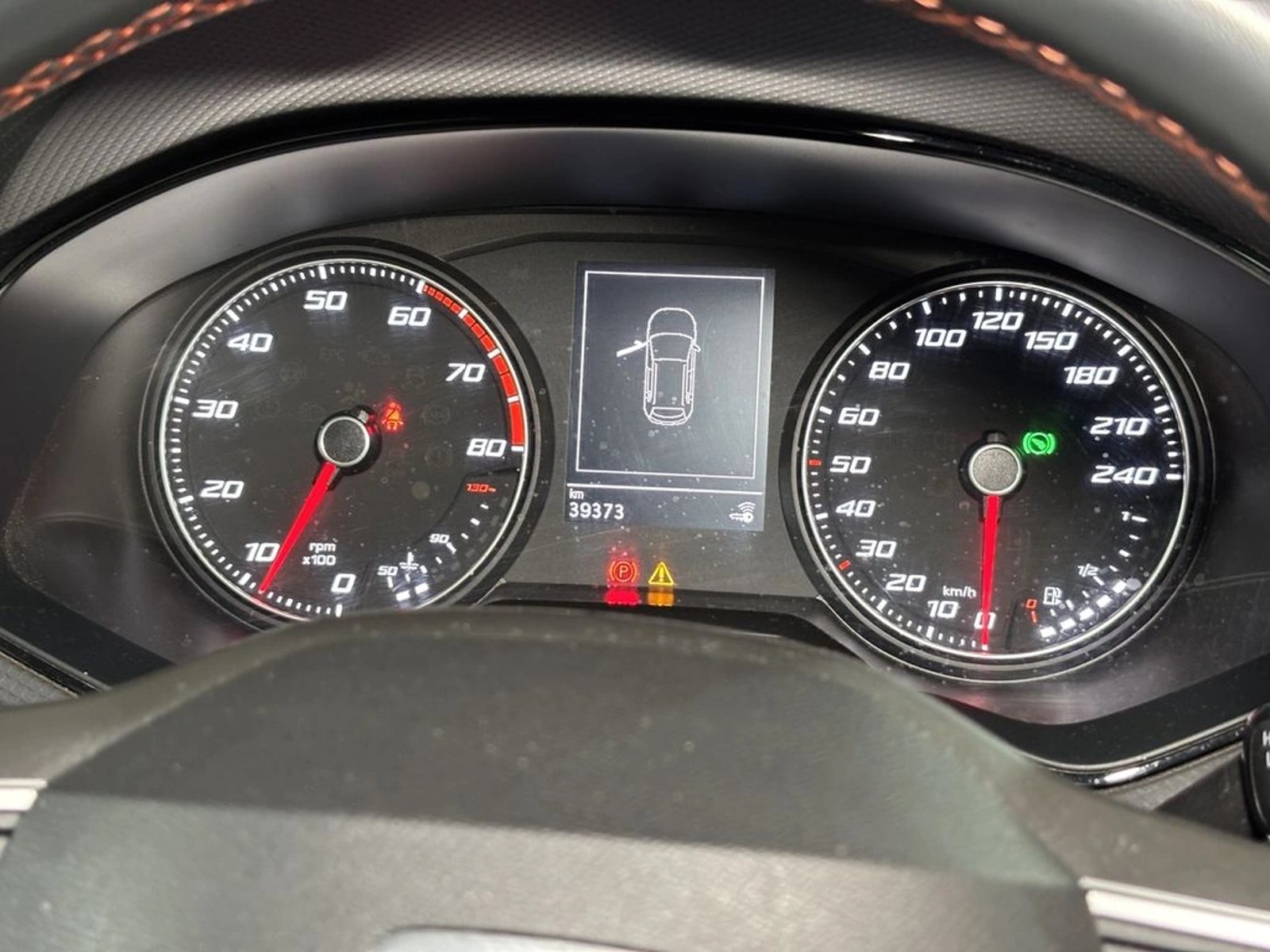 SEAT ARONA 1.6 STYLE AT 2023 - Imagen 13 de 16