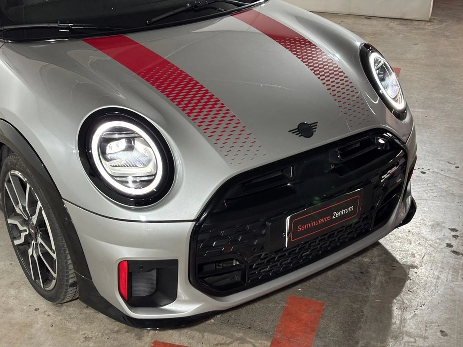 Mini COOPER 2.0 S JCW 4X2 HB AT 3P 2025 - Foto 4 de 18