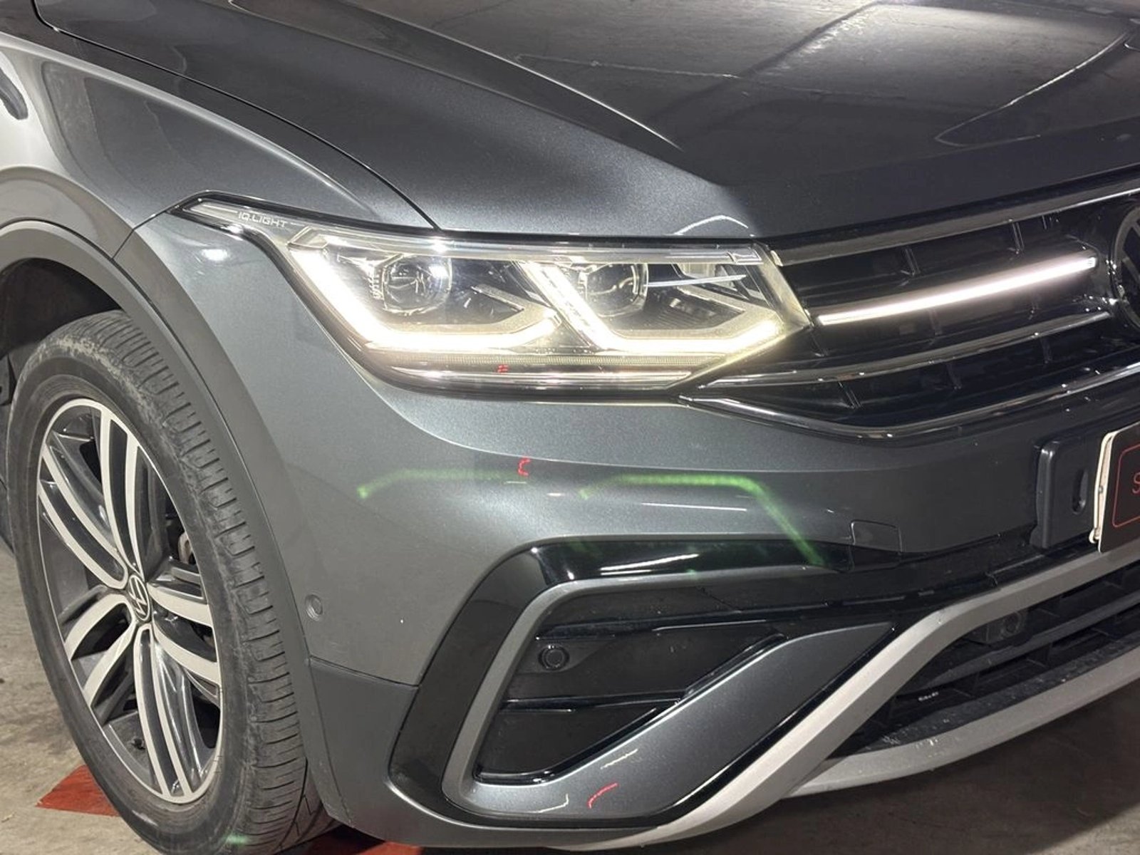 Volkswagen TIGUAN TSI 4X2 1.4 AUT 2023 - Foto 4 de 18