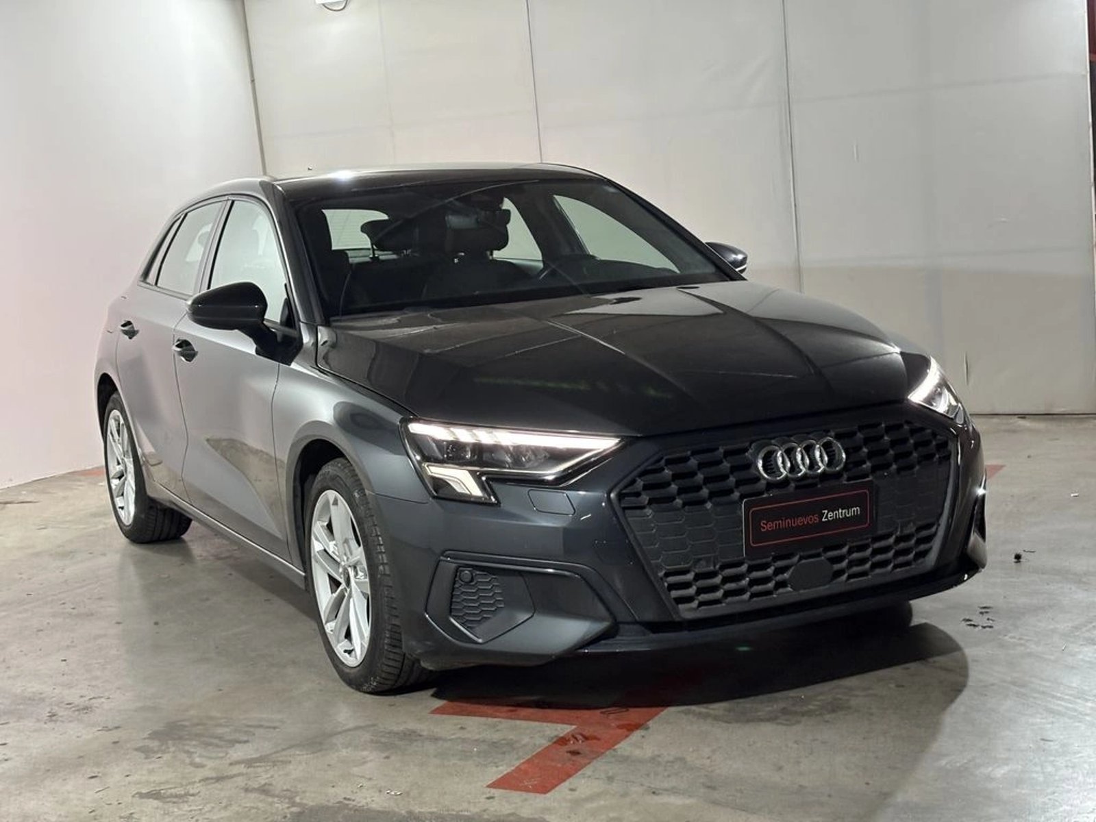 Audi A3 SPORTBACK 35 TFSI 1.4 AUT 2024 - Foto 3 de 18