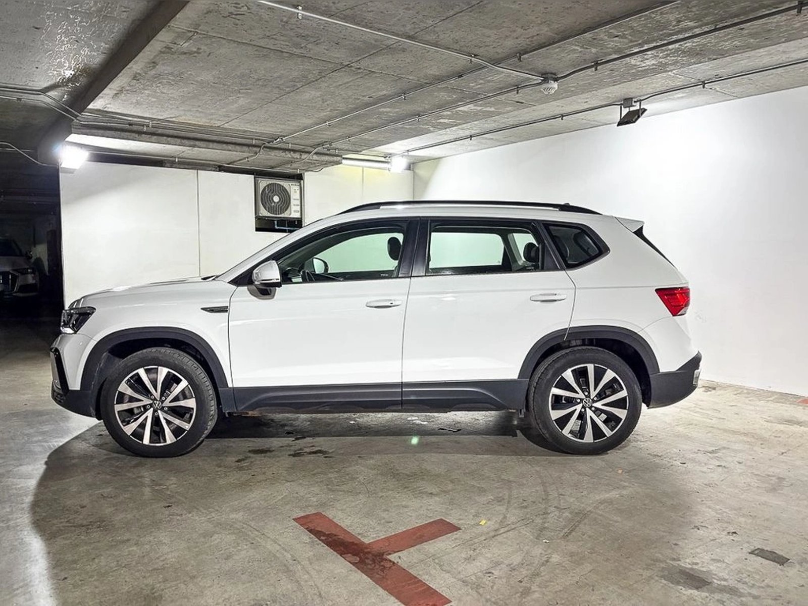 Volkswagen TAOS 1.4 TSI COMFORTLINE 4X2 AT 5P 2026 - Imagen 7 de 15