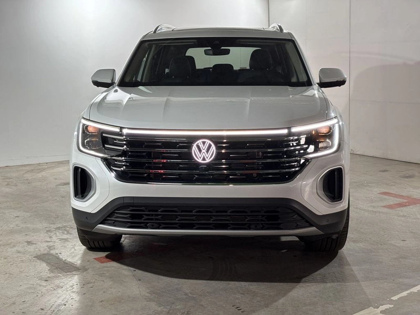 Volkswagen ATLAS 2.0 TSI AT Limited 4Motion 2026 - Foto 2 de 20