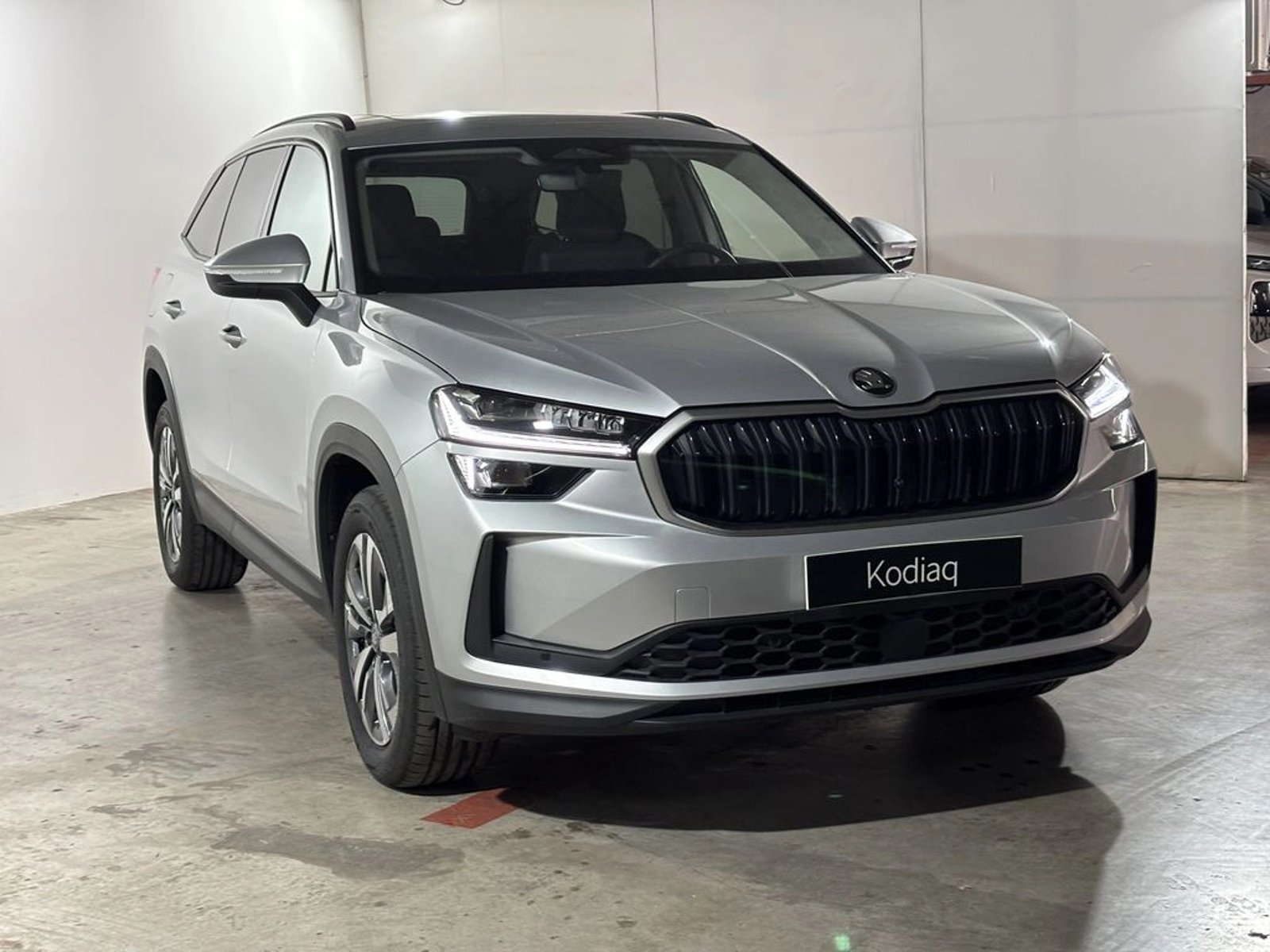 Skoda KODIAQ 1.5 TSI MHEV - Selection 2027 - Foto 3 de 20