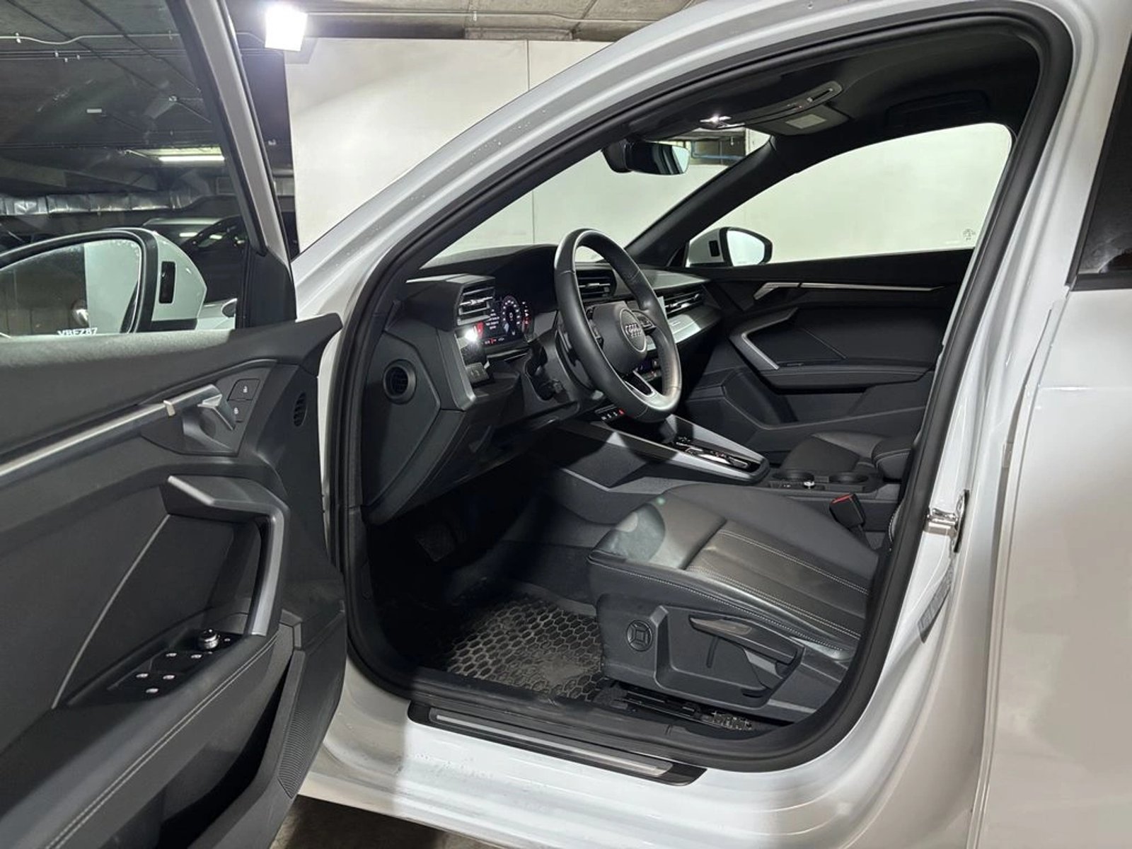 Audi A3 1.4 TFSI 35 SPORTBACK 4X2 AT 5P 2025 - Imagen 9 de 19