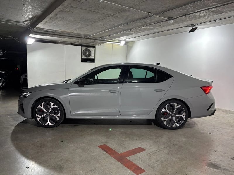 Skoda OCTAVIA 2.0 TFSI - VRS 2027 - Imagen 10 de 20