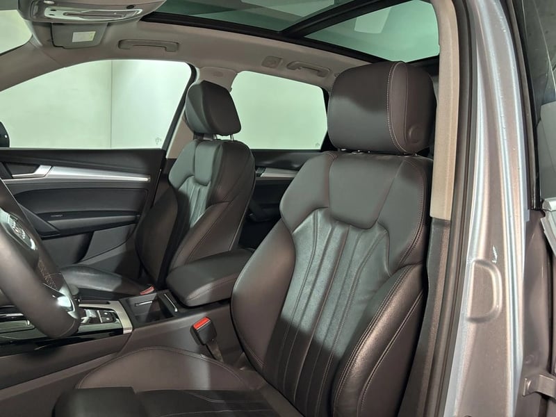Audi Q5 SPORT 2.0 SUV 45 TFSI AT 4X4 2023 - Imagen 15 de 20