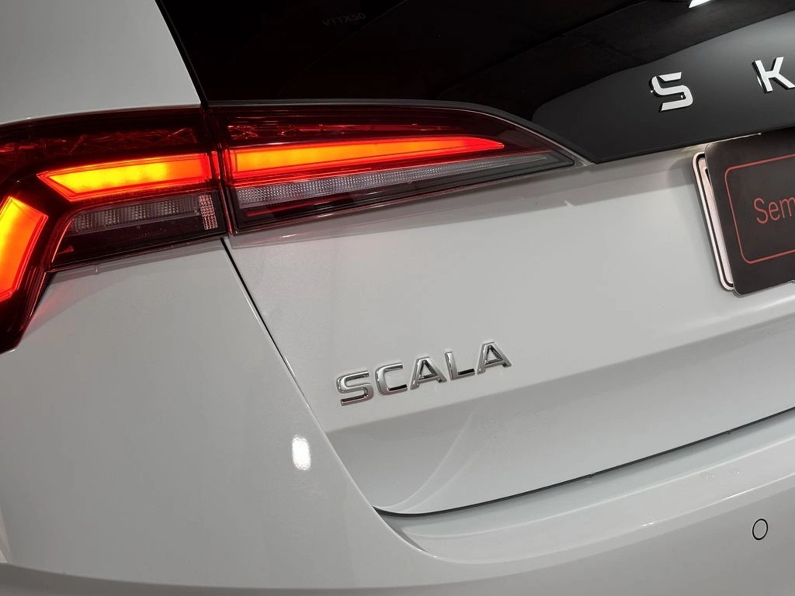 Skoda SCALA 1.5 TSI AT - Design 2025 - Imagen 7 de 16