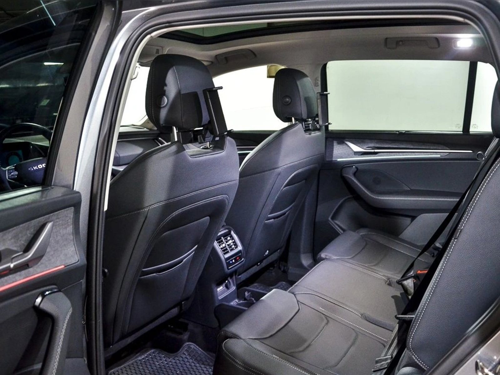 SKODA KODIAQ 2.0 TSI 4x4 - Design 2026 - Imagen 12 de 17