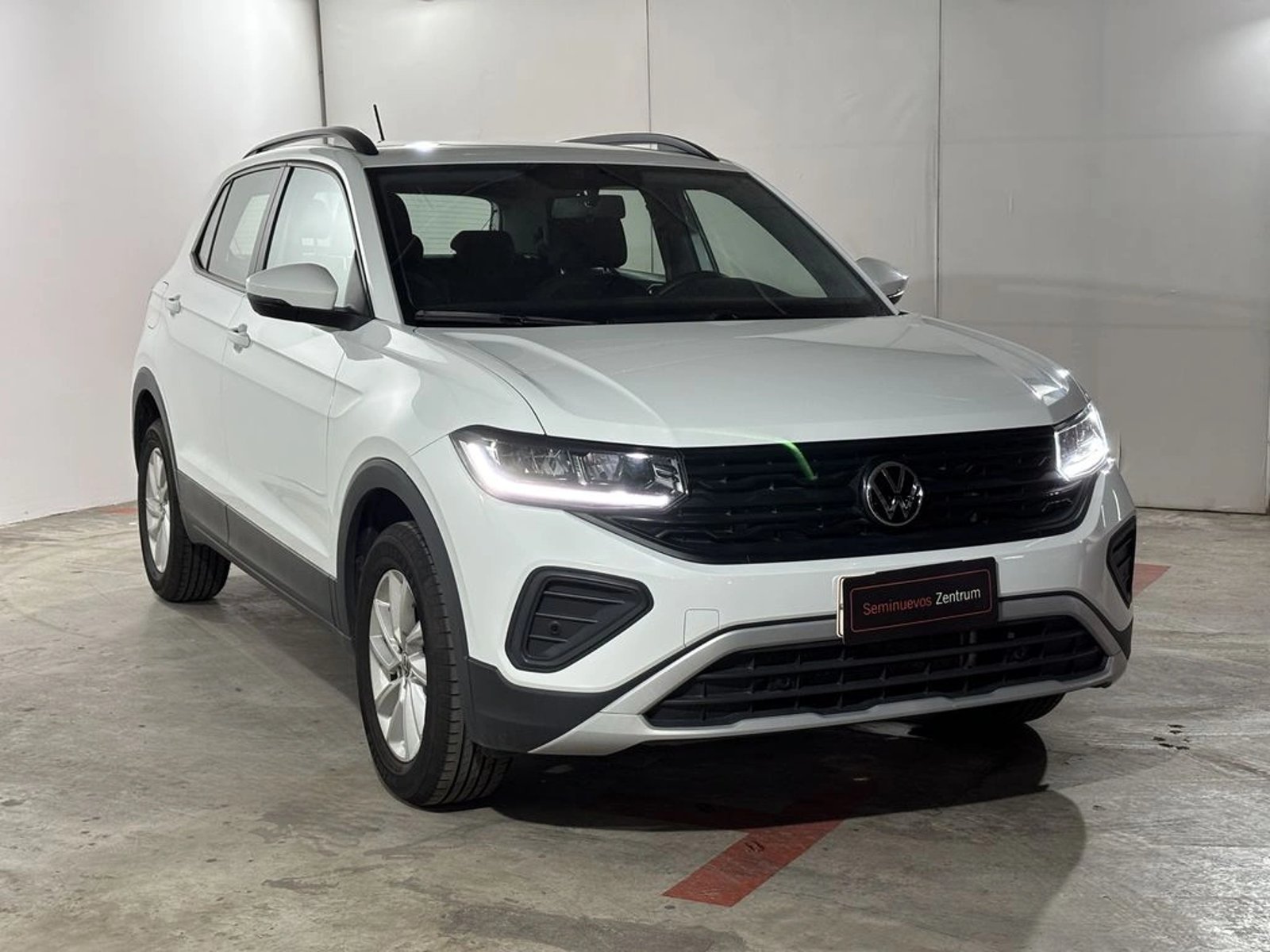 Volkswagen T-CROSS 1.0 TSI MT Trendline 2025 - Foto 3 de 20