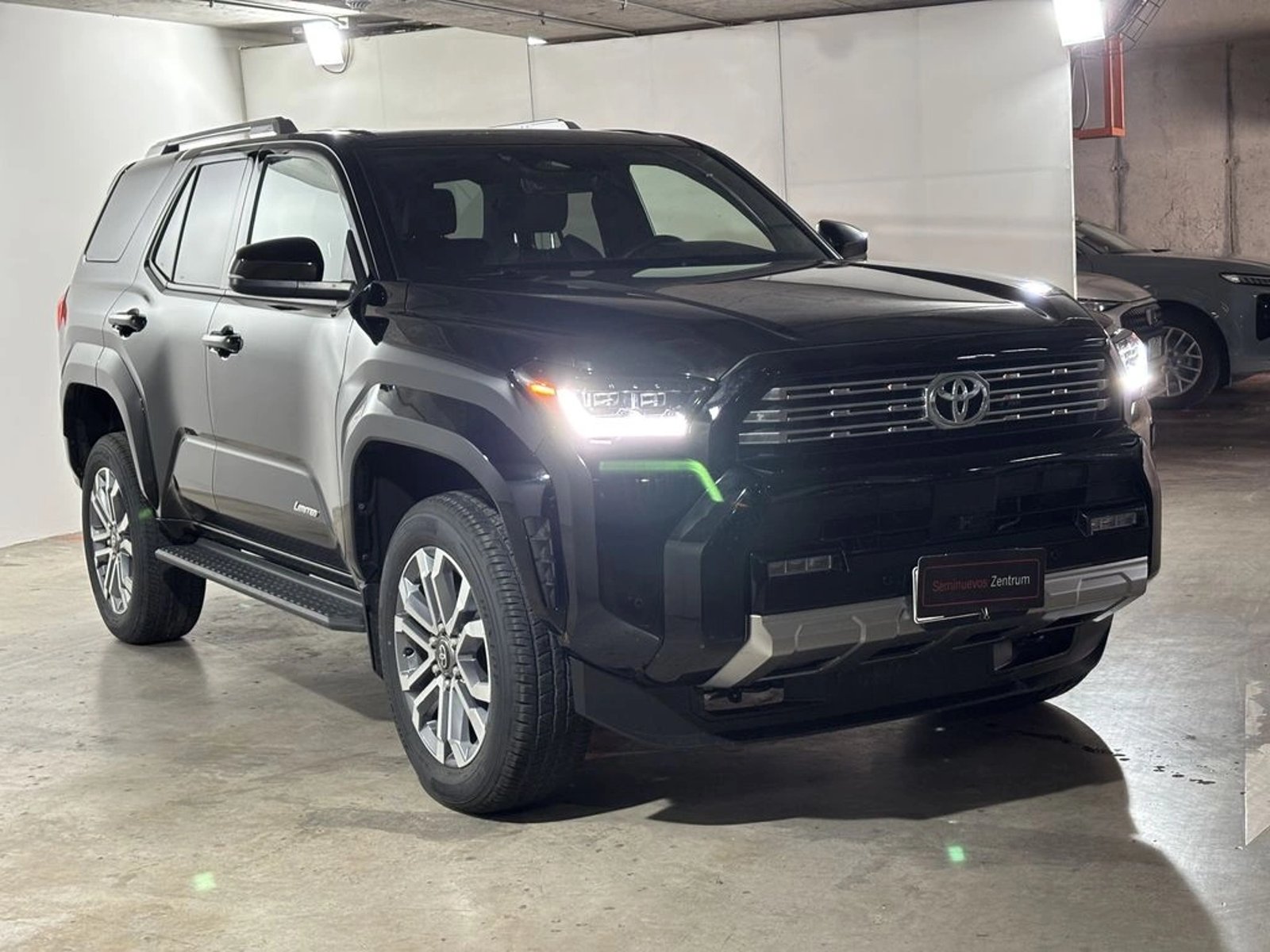 Toyota 4RUNNER 4X4 2.4 AUT 2026 - Foto 2 de 16