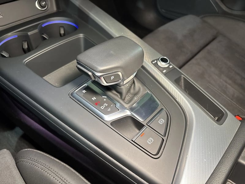 Audi A4 40 TFSI Sport 2025 - Imagen 14 de 20