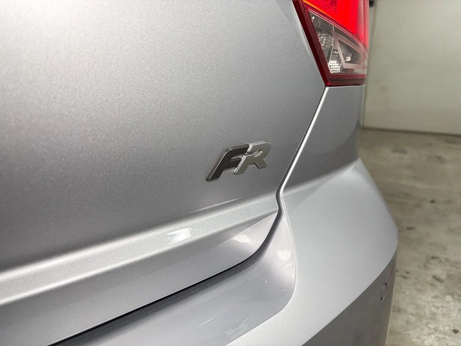 SEAT IBIZA 1.6 FR AT 2023 - Foto 4 de 15
