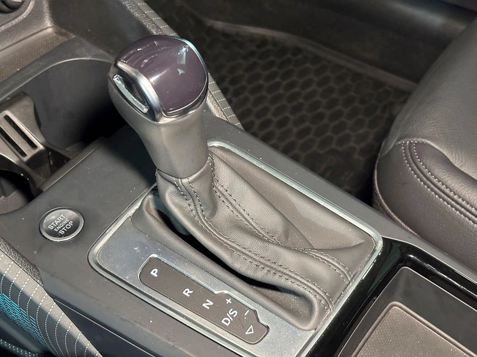 AUDI Q2 1.4 35 TFSI 4X2 AT 5P 2025 - Imagen 10 de 15