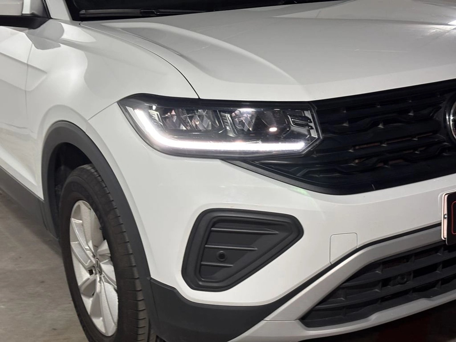 Volkswagen T-CROSS 1.0 TSI MT Trendline 2025 - Foto 4 de 20