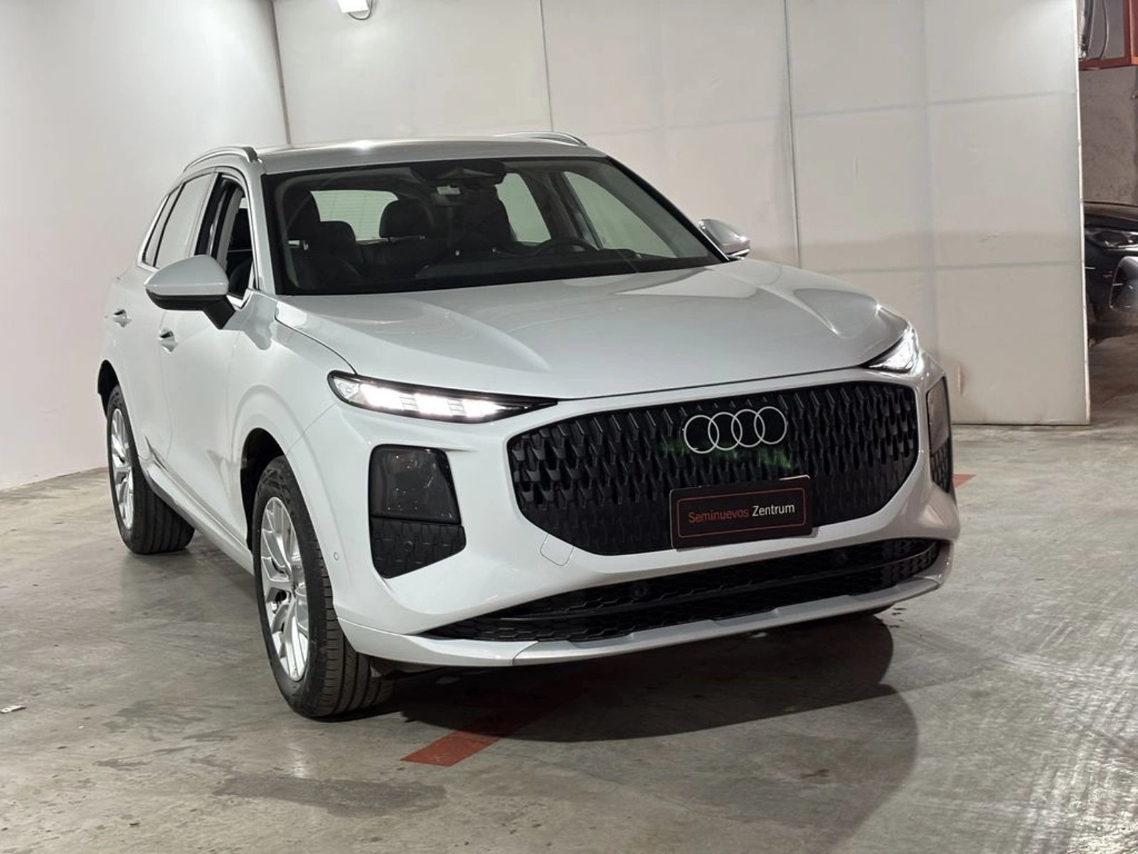 Audi Q3 NEW  TFSI 1.5 AUT 2026 - Foto 3 de 20