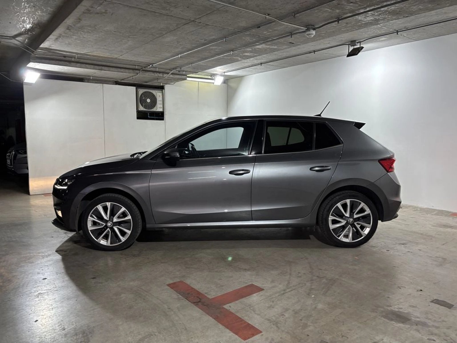 SKODA FABIA 1.0  TSI MT - Style 2022 - Imagen 8 de 18