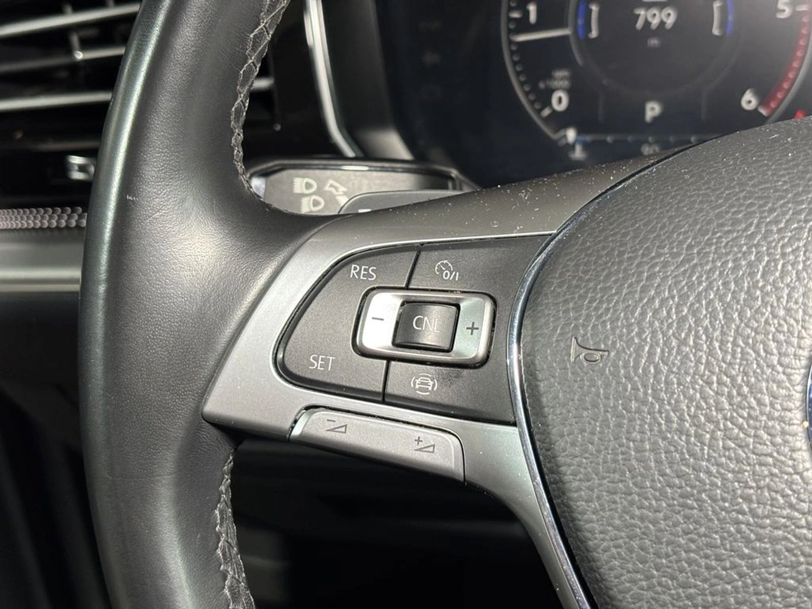 Volkswagen TOUAREG 3.0 V6 TDI LIMITED 4WD AT 5P 2020 - Imagen 19 de 20