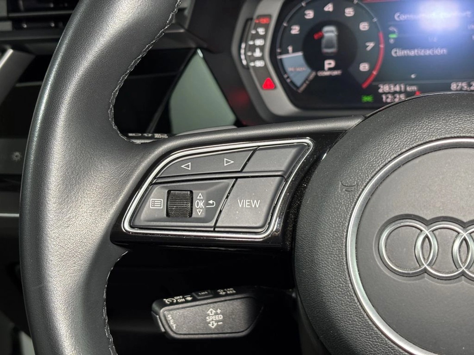 Audi A3 SEDAN 35 TFSI 1.4 AUT SPORT 2024 - Imagen 19 de 20